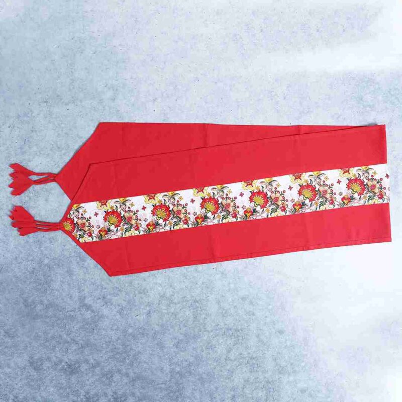 Como Table runner with floral print - Red - Image 2
