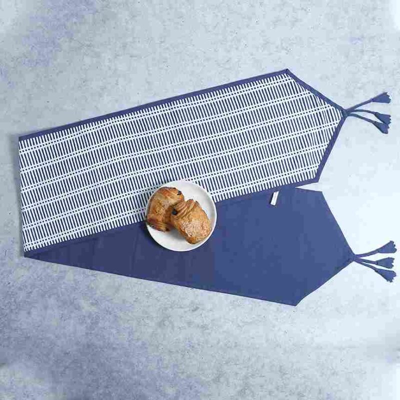 Como Table runner - Blue - Image 6