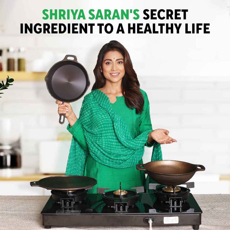 CASTrong Cast Iron Tawa,Pre-seasoned, Nonstick, 100% Pure, Toxin-free, Induction, 25.5cm, 2.2kg