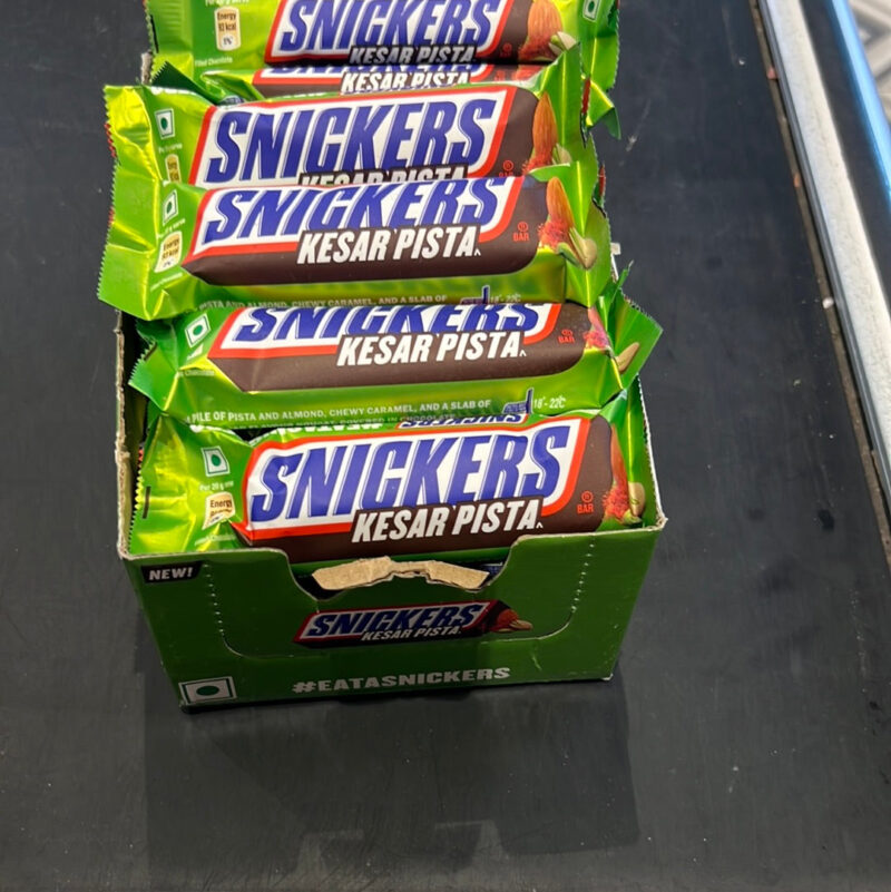 24x Snickers Kesar Pista Chocolate Bar 22g each - Pack of 22g - Image 2